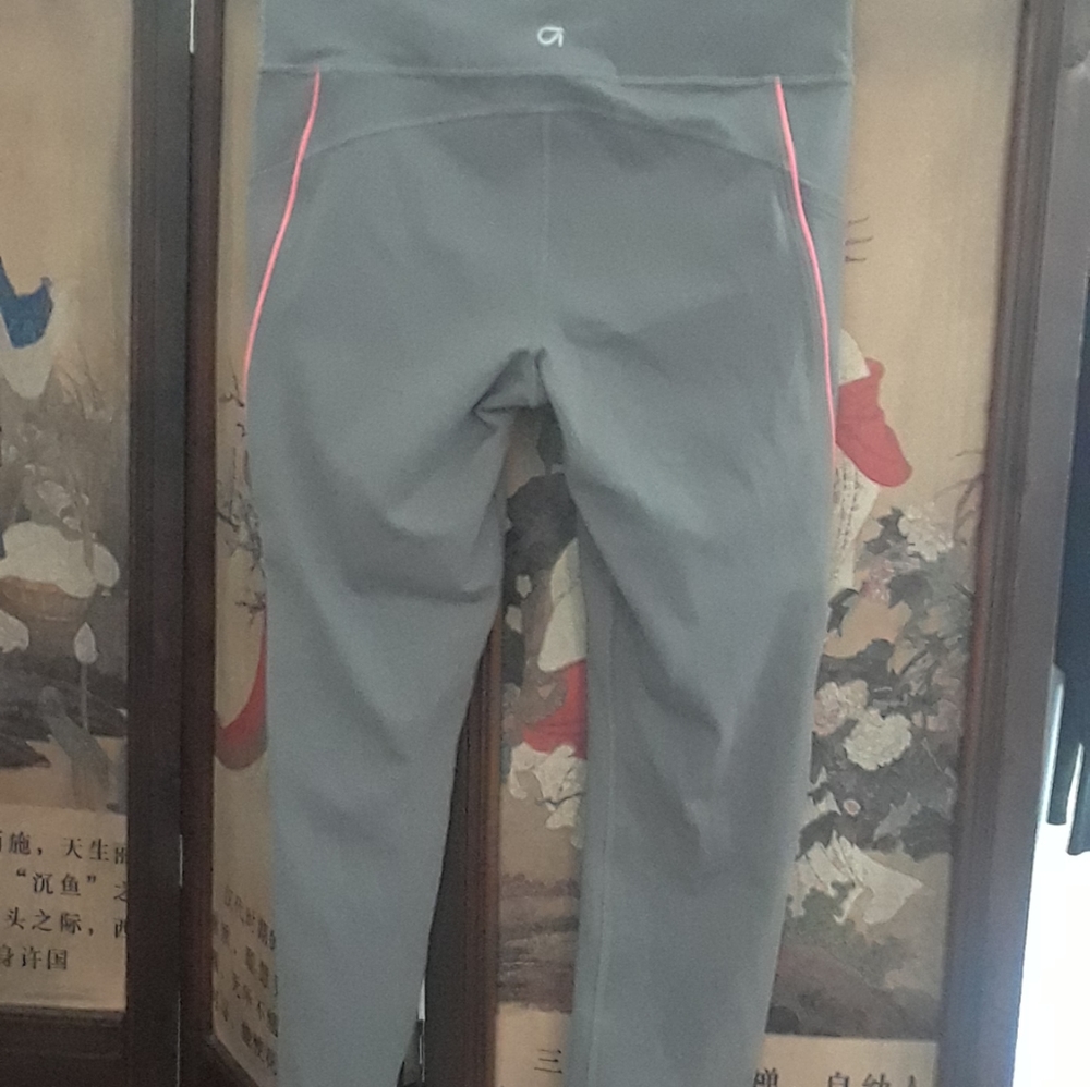 Women’s Gray Active Leggings with Pink Trim - Picture 4 of 6